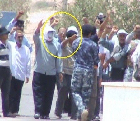 هادی شعبانی مزدور به همراه سایر مزدوران وزارت