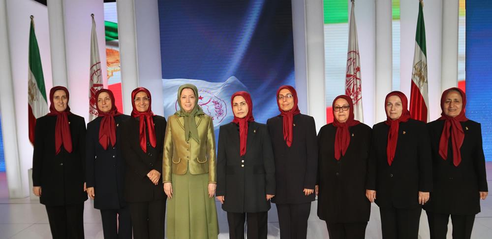 انتخاب خواهرمجاهد زهرا مریخی به‌عنوان مسئول‌اول دراجتماع‌بزرگ مجاهدین خلق ایران