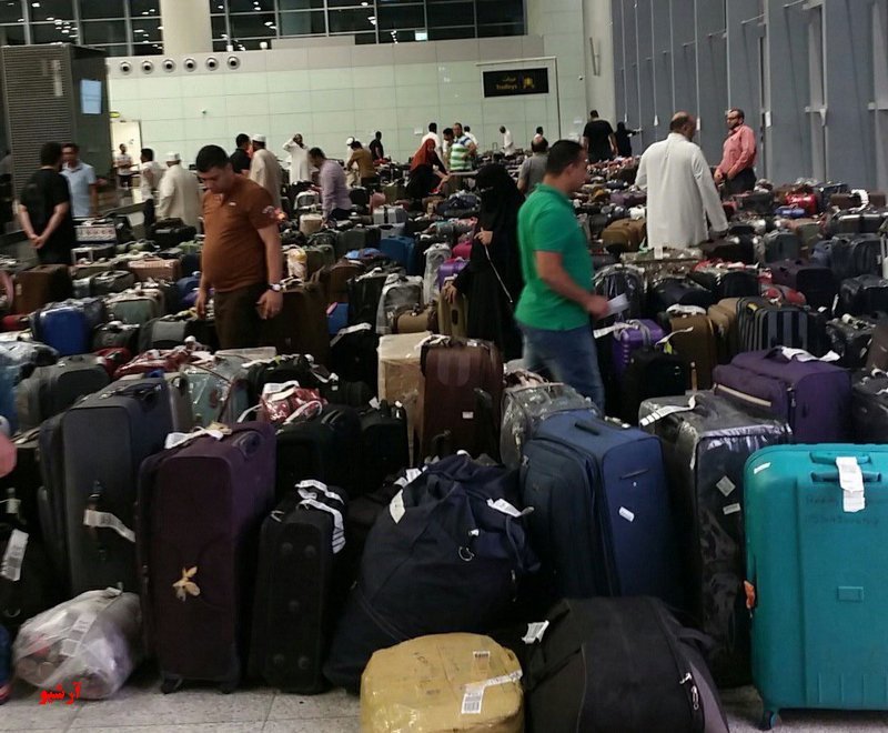 متوسل‌شدن خمینی دجال به حربه «فراربه جلو»