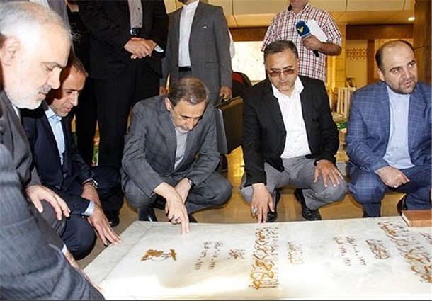 علی اکبر ولایتی دیپلمات تروریست ایران برگور عماد مغنیه